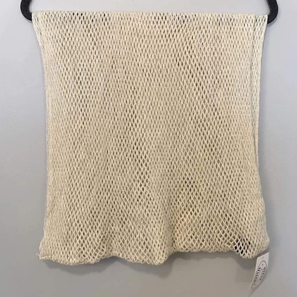 Steven Madden Infinite Scarf 